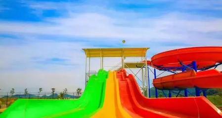 西安周邊水上樂(lè)園全攻略 人工造浪帶你感受清涼刺激