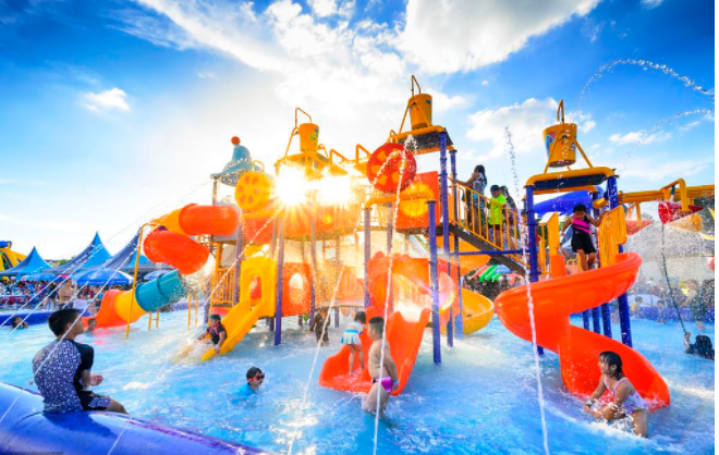 人工造浪設(shè)備在水上樂(lè)園設(shè)計(jì)規(guī)劃中的關(guān)鍵作用與現(xiàn)代技術(shù)應(yīng)用