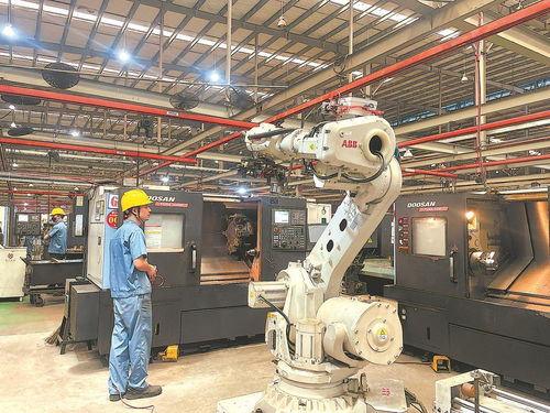 AI浪潮下，人工造浪設備如何助力產(chǎn)業(yè)優(yōu)化發(fā)展